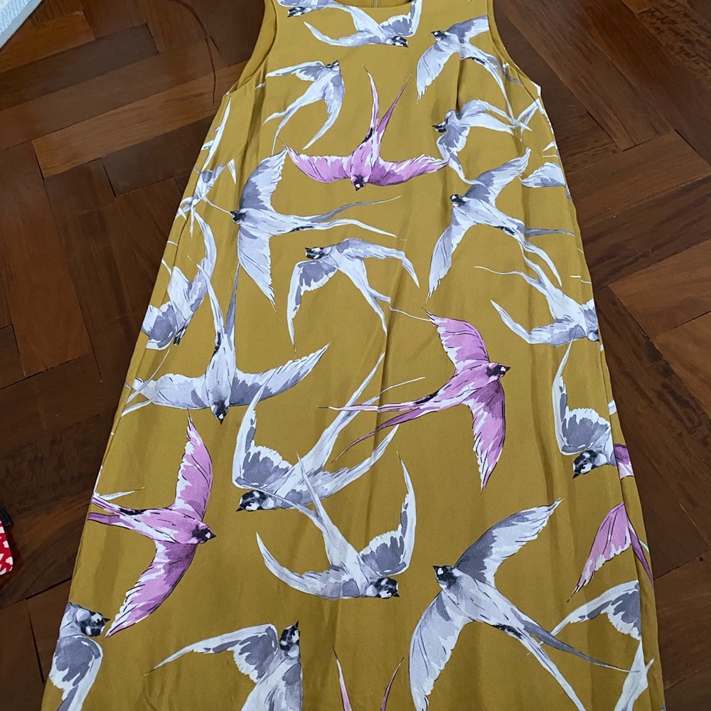This dress is stunning